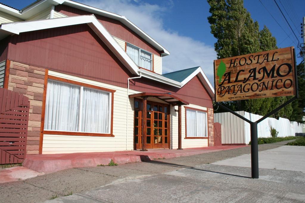 Hostal Alamo Patagonico Puerto Natales Exterior foto